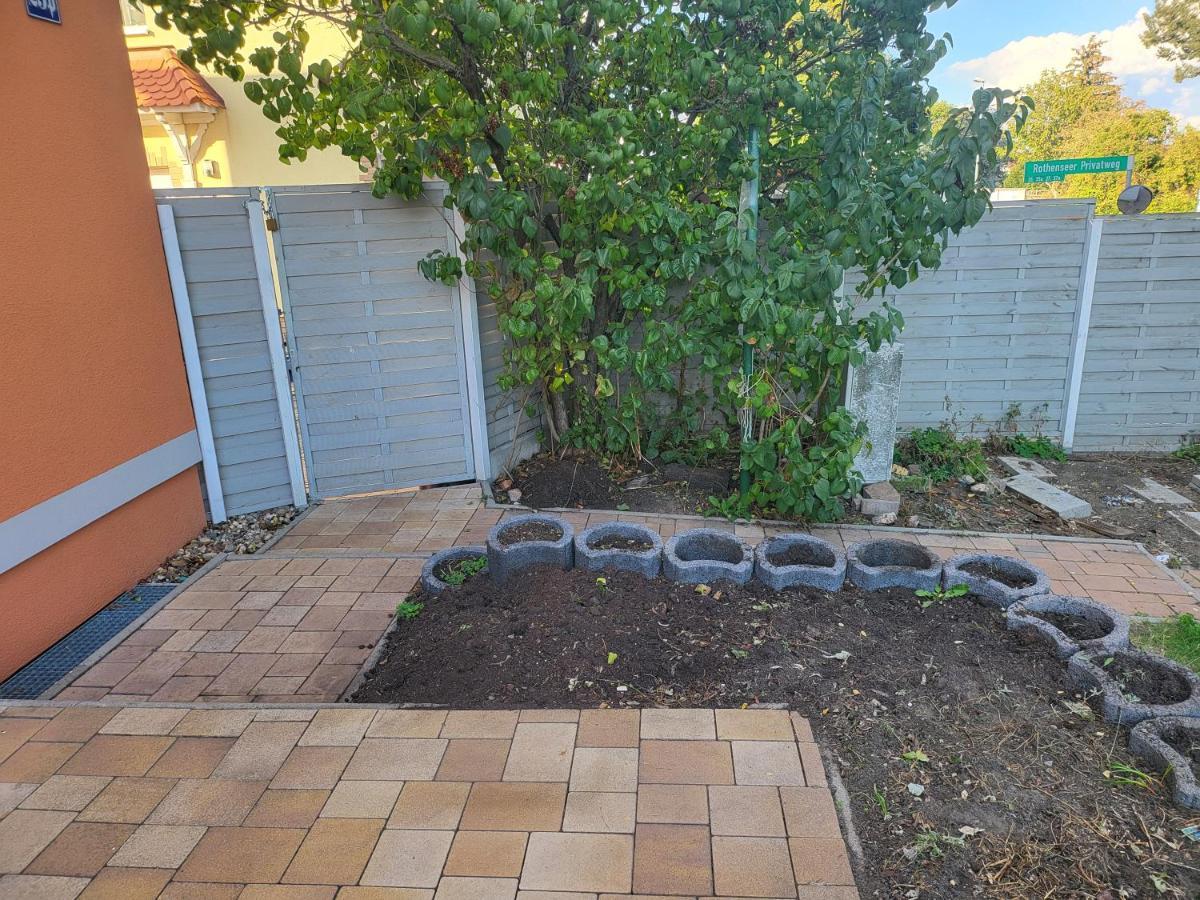 Modernes Behagliches Haus Mit Kamin, Terrasse Und Garten Магдебург Екстериор снимка