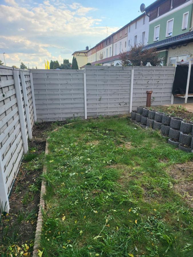 Modernes Behagliches Haus Mit Kamin, Terrasse Und Garten Магдебург Екстериор снимка