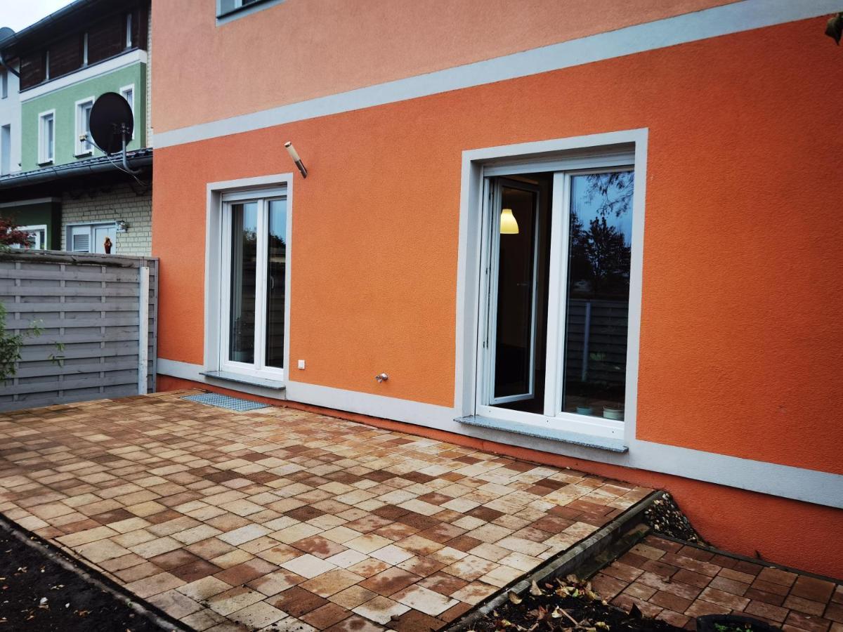 Modernes Behagliches Haus Mit Kamin, Terrasse Und Garten Магдебург Екстериор снимка
